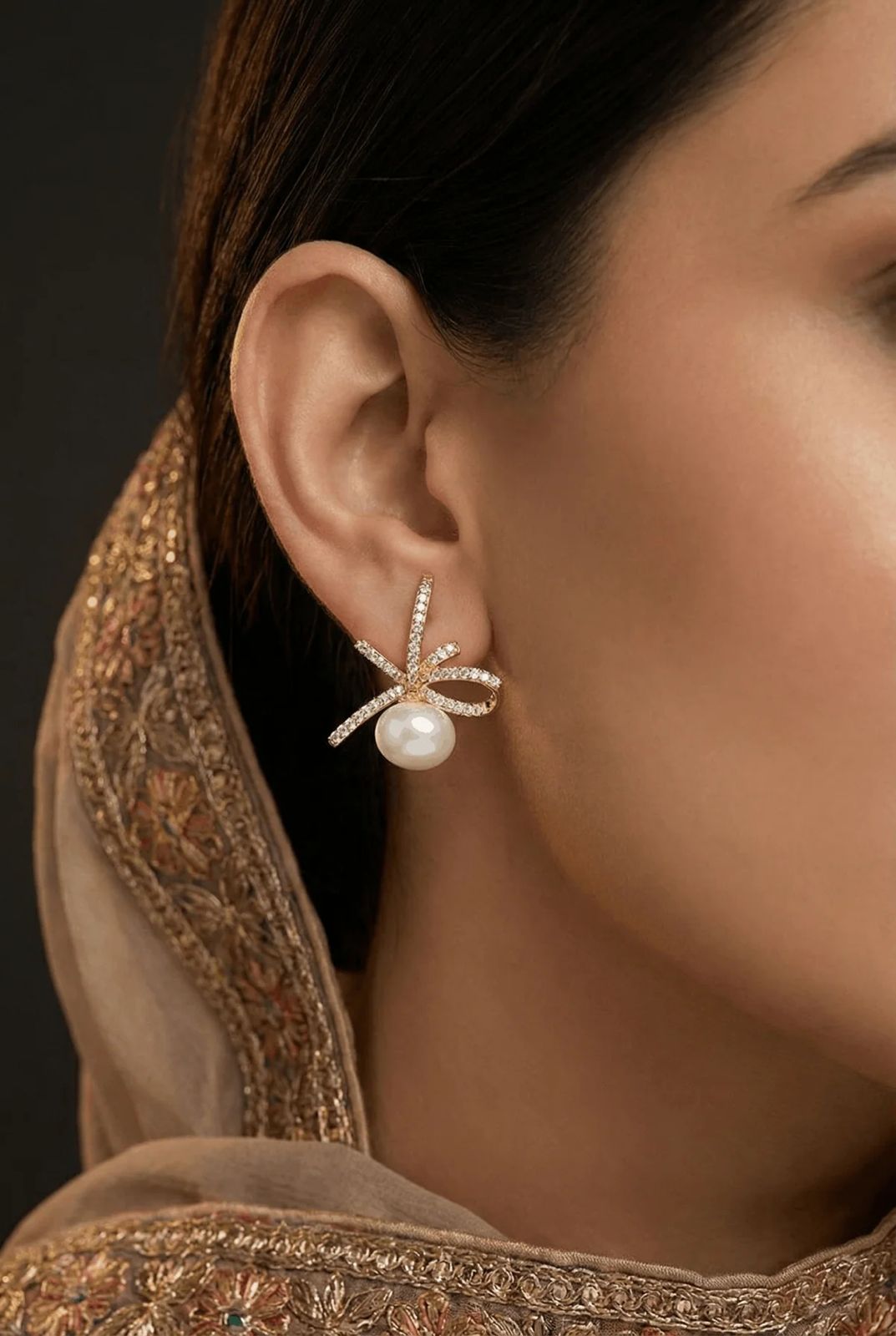 Bow Pearl Studs